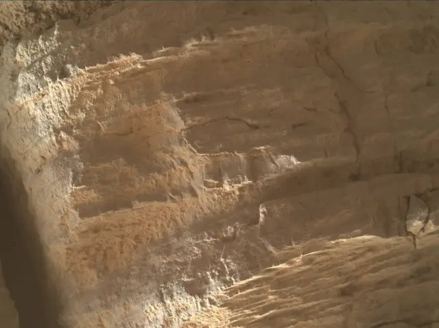 Sol 4593: Mars Hand Lens Imager (MAHLI)