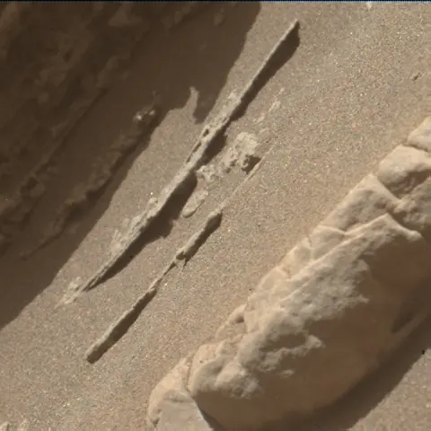 Sol 4593: Mars Hand Lens Imager (MAHLI)
