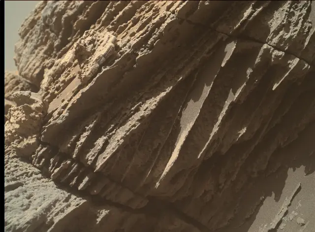 Sol 4593: Mars Hand Lens Imager (MAHLI)