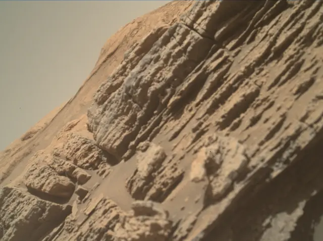 Sol 4593: Mars Hand Lens Imager (MAHLI)