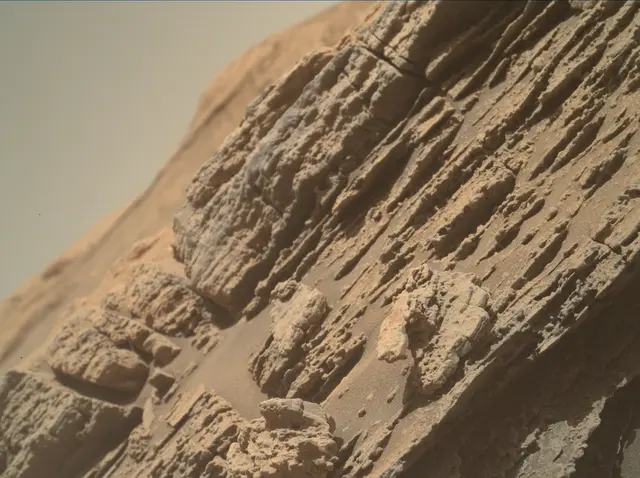 Sol 4593: Mars Hand Lens Imager (MAHLI)