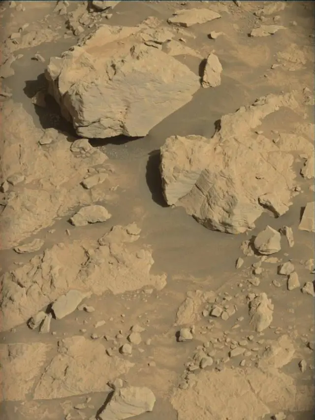 Sol 4594: Mast Camera (Mastcam)
