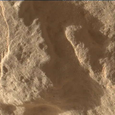 Sol 4595: Mars Hand Lens Imager (MAHLI)