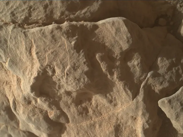 Sol 4595: Mars Hand Lens Imager (MAHLI)