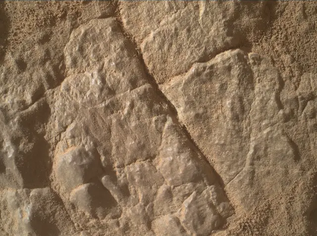 Sol 4595: Mars Hand Lens Imager (MAHLI)