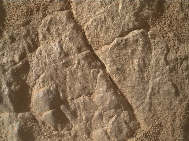 Sol 4595: Mars Hand Lens Imager (MAHLI)
