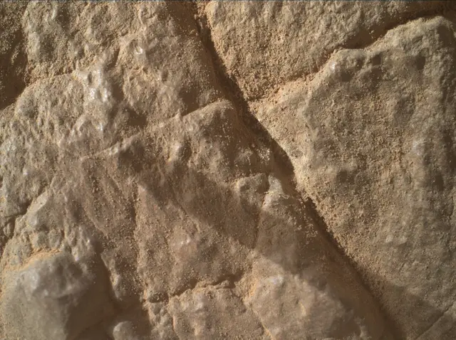 Sol 4595: Mars Hand Lens Imager (MAHLI)