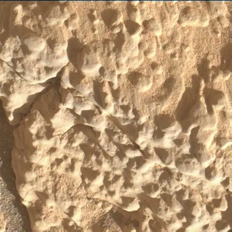 Sol 4597: Mars Hand Lens Imager (MAHLI)