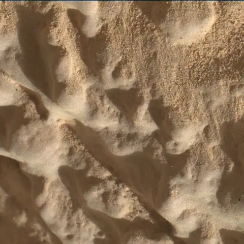 Sol 4597: Mars Hand Lens Imager (MAHLI)