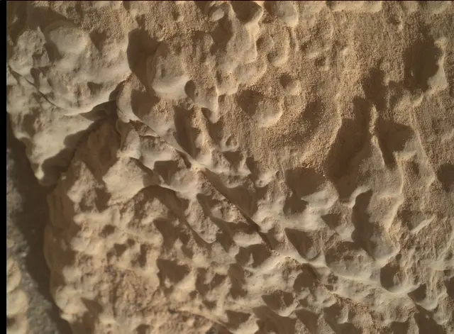 Sol 4597: Mars Hand Lens Imager (MAHLI)
