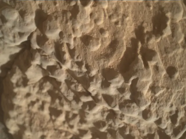 Sol 4597: Mars Hand Lens Imager (MAHLI)