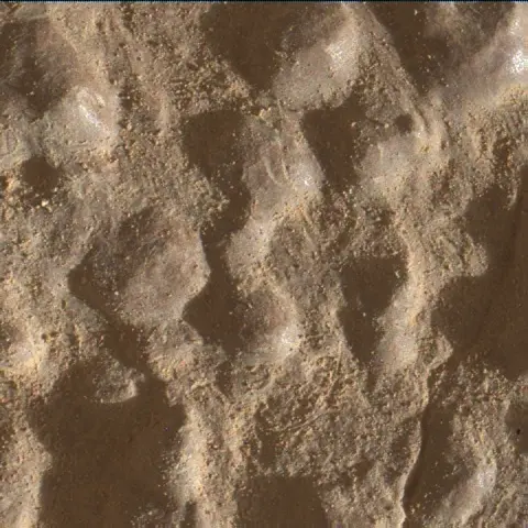 Sol 4597: Mars Hand Lens Imager (MAHLI)