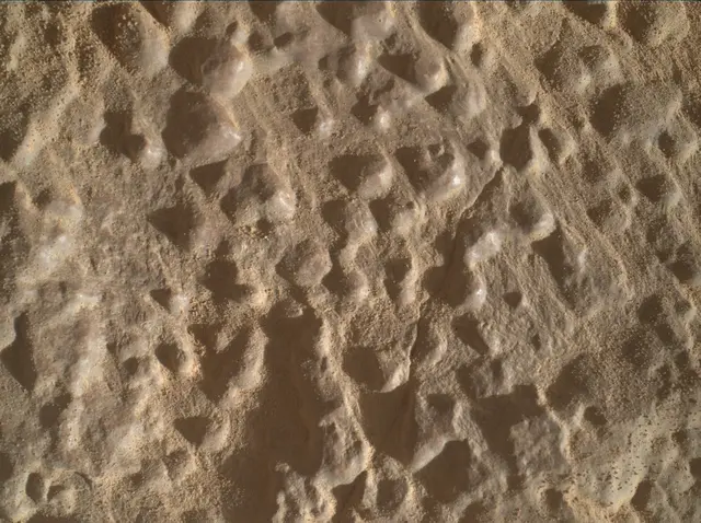 Sol 4597: Mars Hand Lens Imager (MAHLI)