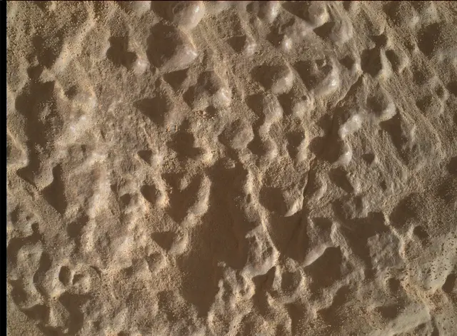 Sol 4597: Mars Hand Lens Imager (MAHLI)