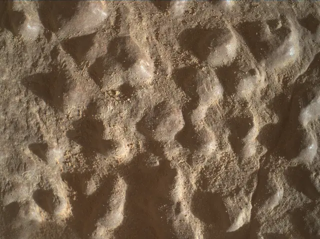 Sol 4597: Mars Hand Lens Imager (MAHLI)