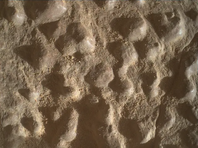 Sol 4598: Mars Hand Lens Imager (MAHLI)