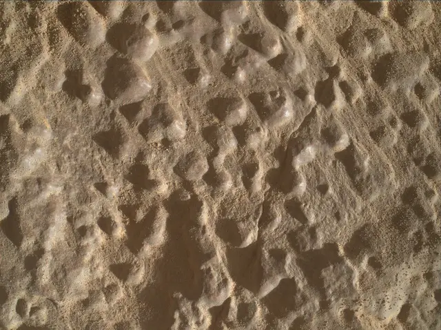 Sol 4598: Mars Hand Lens Imager (MAHLI)
