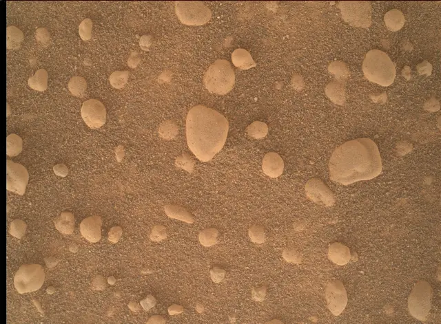 Sol 4600: Mars Hand Lens Imager (MAHLI)