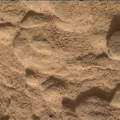 Sol 4604: Mars Hand Lens Imager (MAHLI)