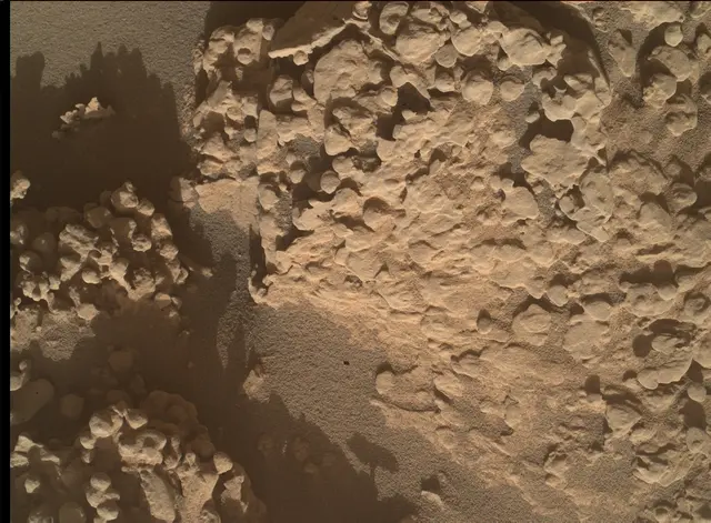 Sol 4604: Mars Hand Lens Imager (MAHLI)
