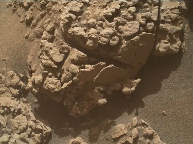 Sol 4605: Mars Hand Lens Imager (MAHLI)