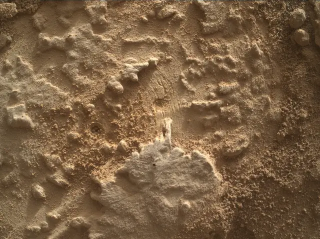 Sol 4608: Mars Hand Lens Imager (MAHLI)