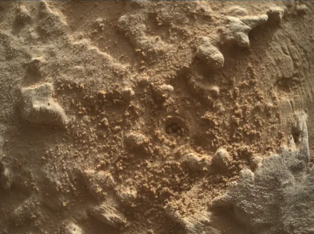 Sol 4608: Mars Hand Lens Imager (MAHLI)