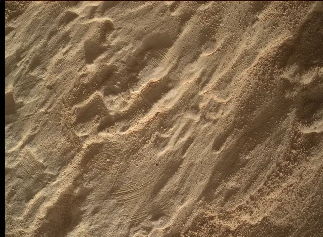 Sol 4611: Mars Hand Lens Imager (MAHLI)