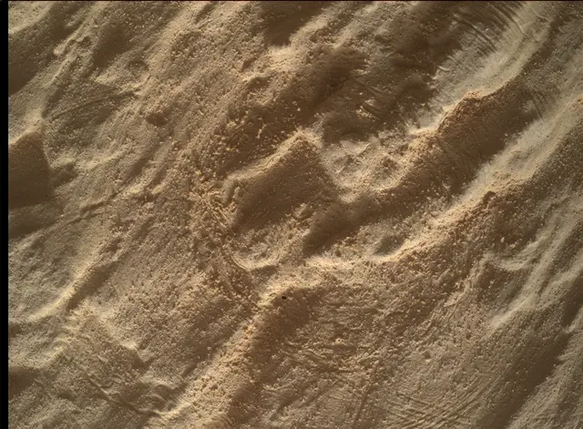 Sol 4611: Mars Hand Lens Imager (MAHLI)