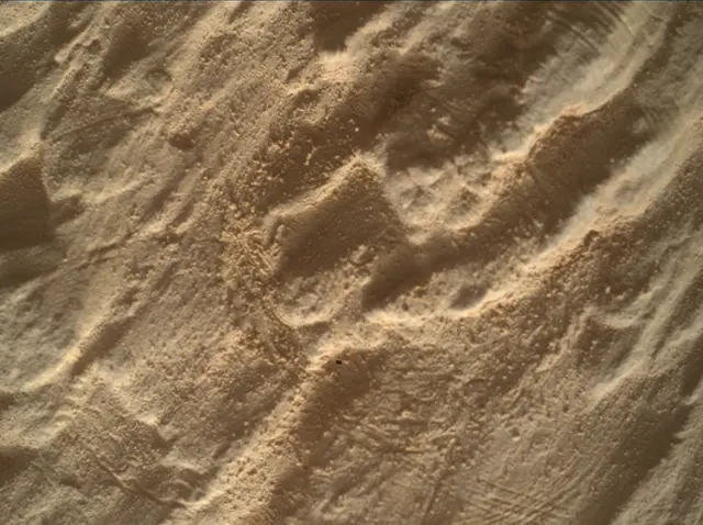 Sol 4611: Mars Hand Lens Imager (MAHLI)