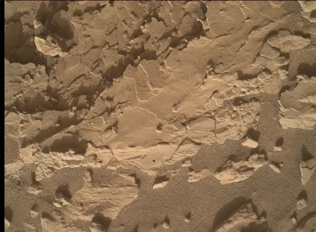 Sol 4620: Mars Hand Lens Imager (MAHLI)