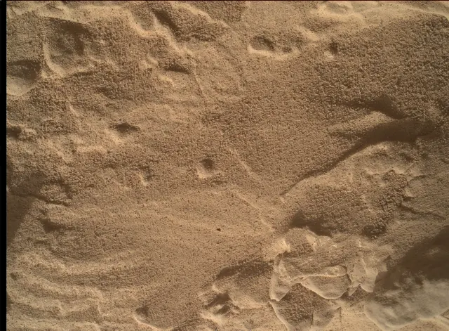 Sol 4620: Mars Hand Lens Imager (MAHLI)