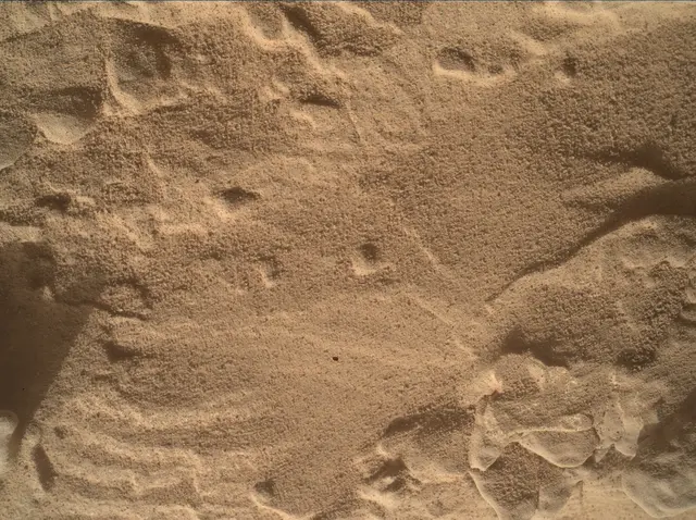 Sol 4620: Mars Hand Lens Imager (MAHLI)