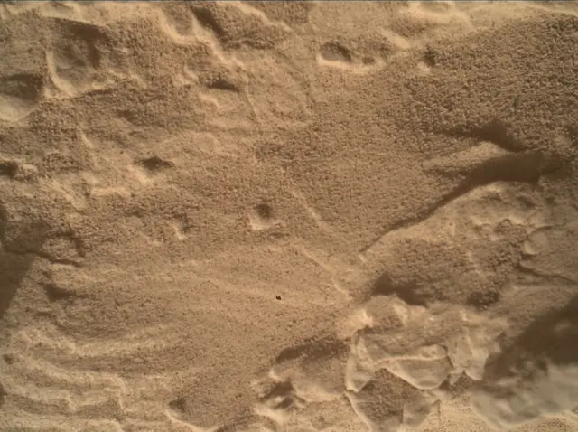 Sol 4620: Mars Hand Lens Imager (MAHLI)