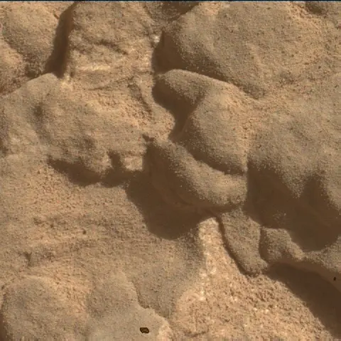 Sol 4622: Mars Hand Lens Imager (MAHLI)