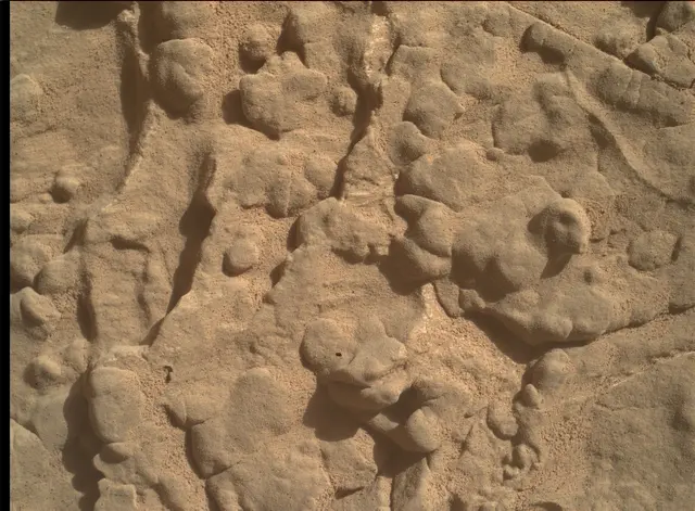 Sol 4622: Mars Hand Lens Imager (MAHLI)