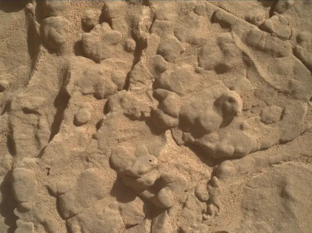 Sol 4622: Mars Hand Lens Imager (MAHLI)