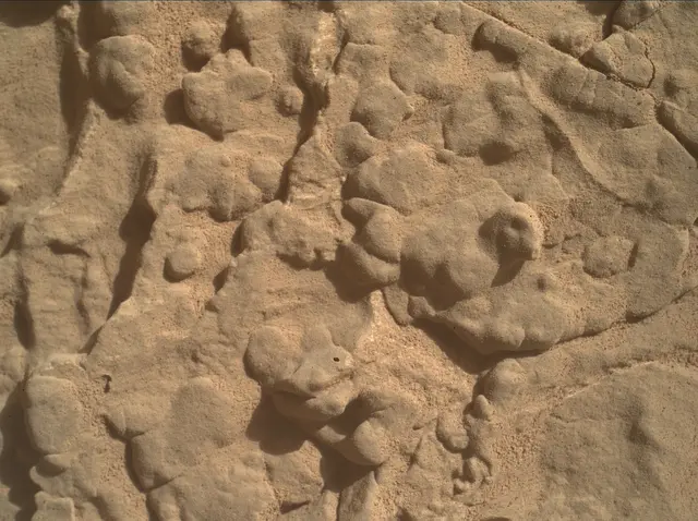 Sol 4622: Mars Hand Lens Imager (MAHLI)
