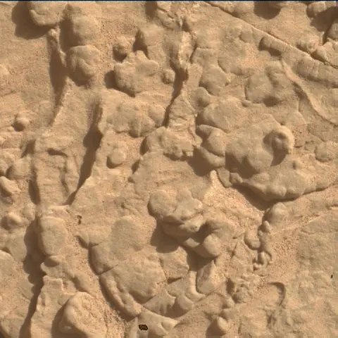 Sol 4622: Mars Hand Lens Imager (MAHLI)