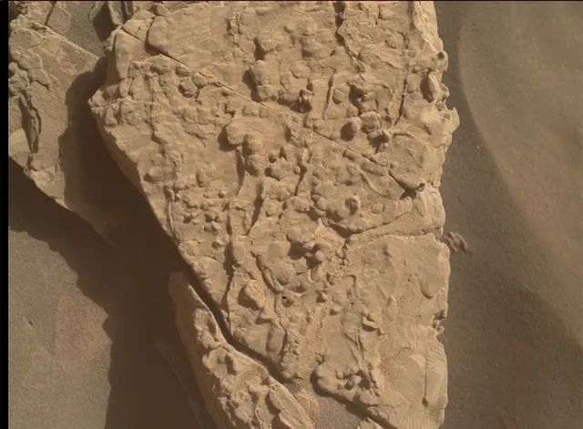 Sol 4622: Mars Hand Lens Imager (MAHLI)