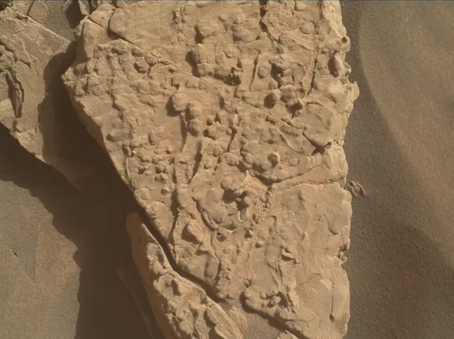 Sol 4622: Mars Hand Lens Imager (MAHLI)