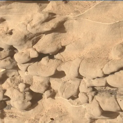 Sol 4622: Mars Hand Lens Imager (MAHLI)