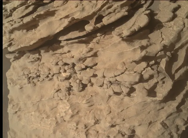 Sol 4622: Mars Hand Lens Imager (MAHLI)