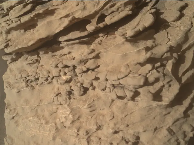 Sol 4622: Mars Hand Lens Imager (MAHLI)