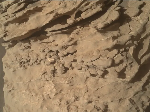 Sol 4622: Mars Hand Lens Imager (MAHLI)