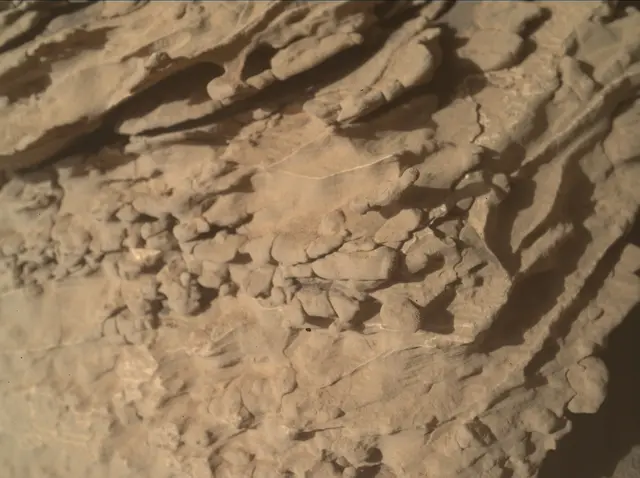 Sol 4622: Mars Hand Lens Imager (MAHLI)