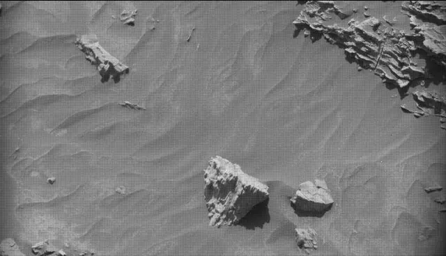 Sol 4623: Mast Camera (Mastcam)