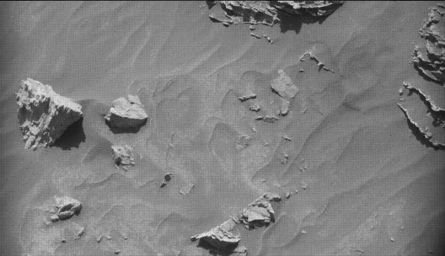 Sol 4623: Mast Camera (Mastcam)