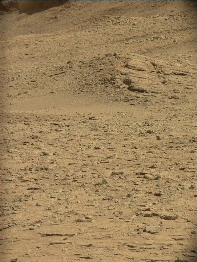 Sol 4623: Mast Camera (Mastcam)