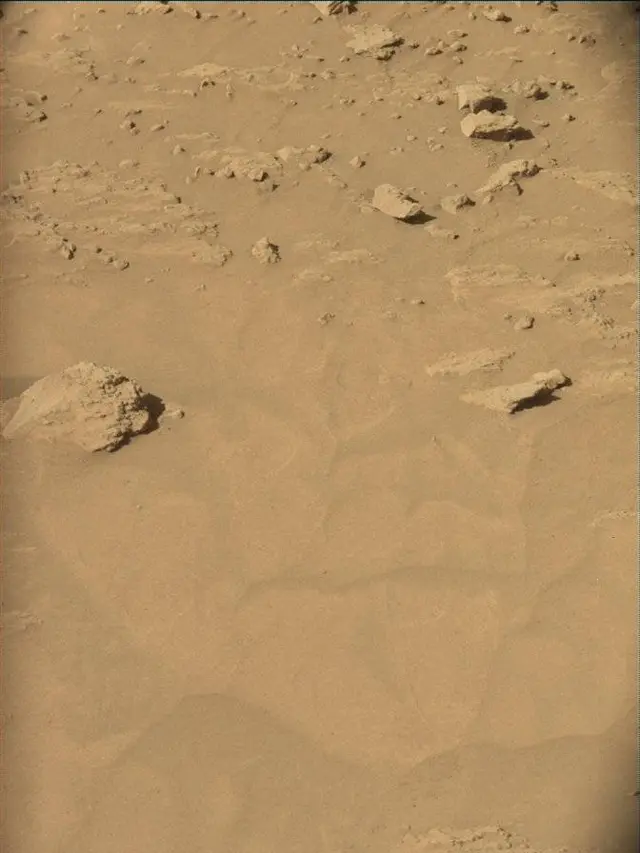 Sol 4623: Mast Camera (Mastcam)